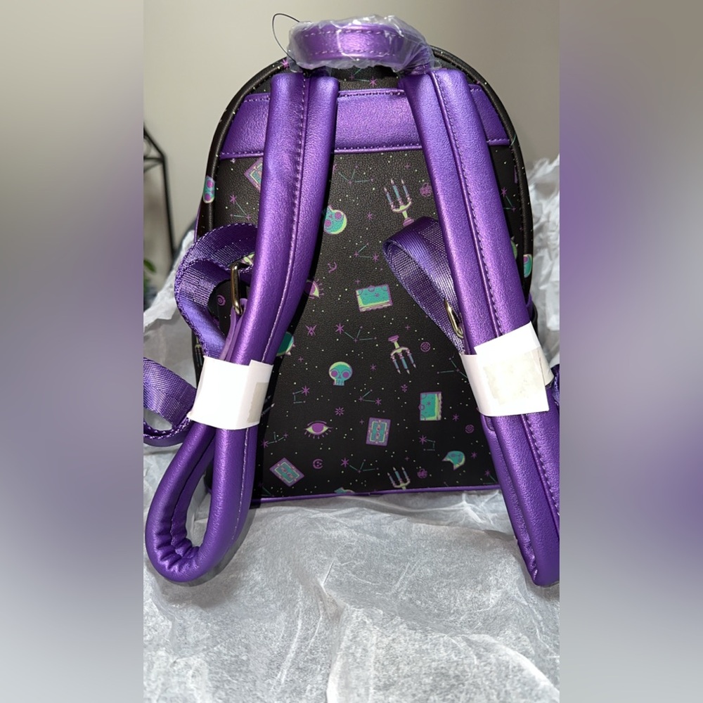 NWT Disney Parks Loungefly Hocus Pocus Mini Backpack Disney  💜🖤🧡  FLASH SALE - Picture 3 of 10